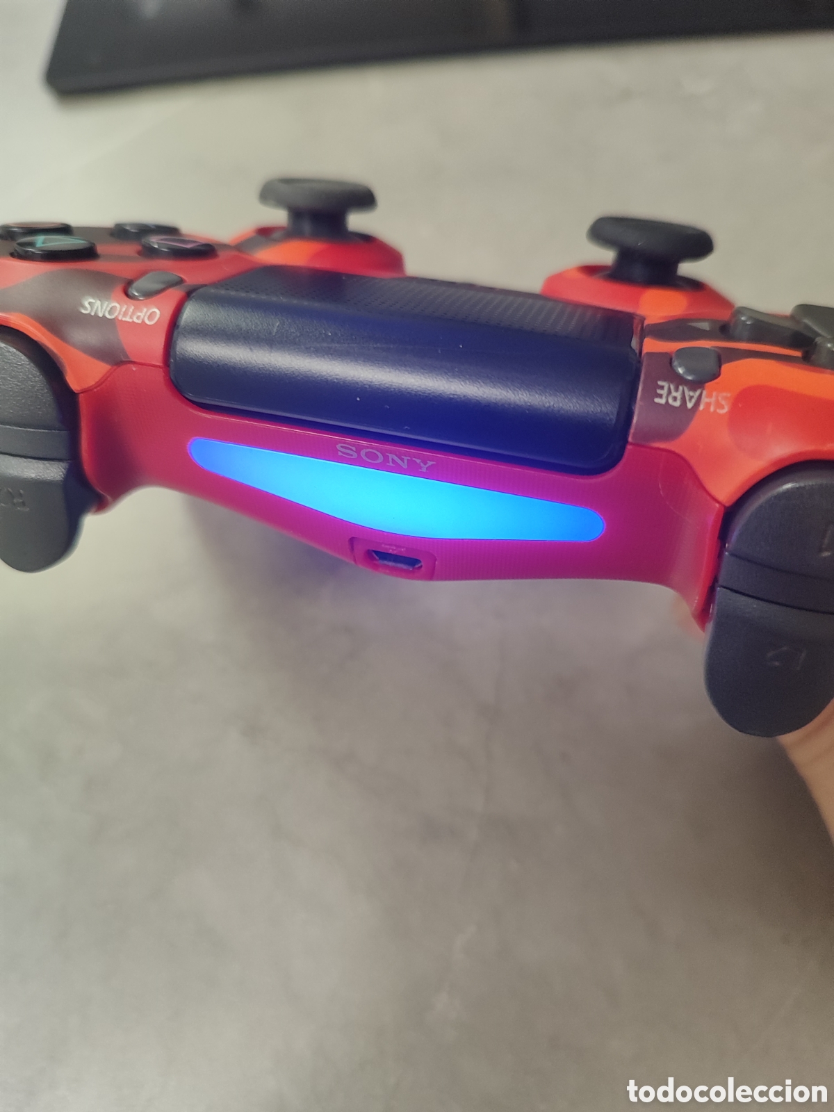 Videojuegos y consolas PS4 de segunda mano: Mando ps4 rojo camuflaje - Foto 5