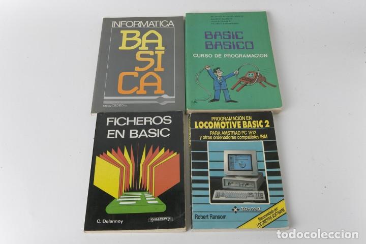 Videojuegos y consolas: 4 Antiguos libros de Inform&aacute;tica para Amstrad Pc - Foto 1