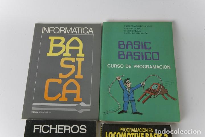 Videojuegos y consolas: 4 Antiguos libros de Inform&aacute;tica para Amstrad Pc - Foto 3