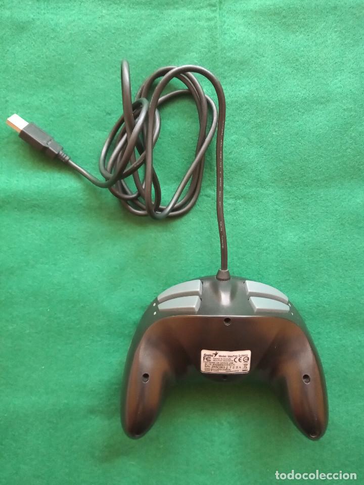 Videojuegos y consolas: Gamepad de 8 botones USB para PC Genius MaxFire G-08XU - Foto 3