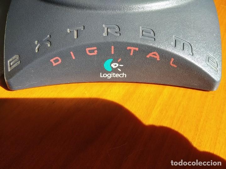 Videojuegos y consolas: joystick Logitech. - Foto 1
