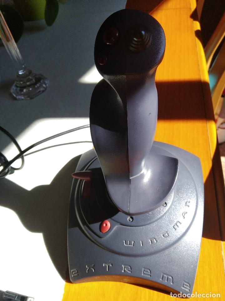 Videojuegos y consolas: joystick Logitech. - Foto 3