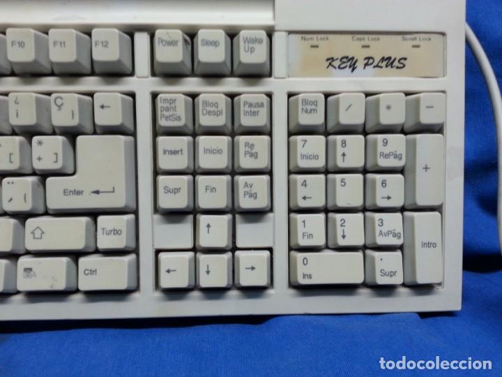 Videojuegos y consolas: ANTIGUO TECLADO MARCA KEY PLUS KB-121 - Foto 3