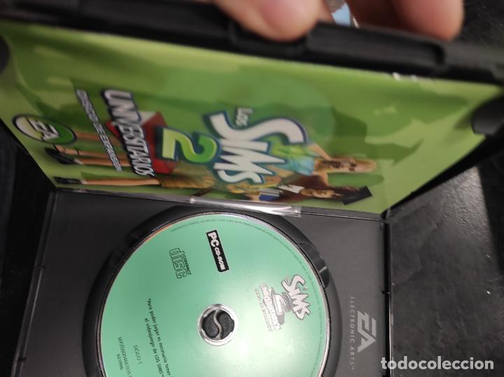 Videojuegos y consolas: Lote sims 2 y Sims 2 universitarios - PC - Completos - Foto 3