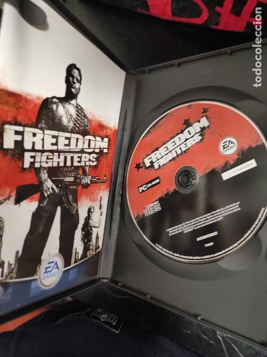 Videojuegos y consolas: Freedom Fighters - PC - ESP - Foto 2