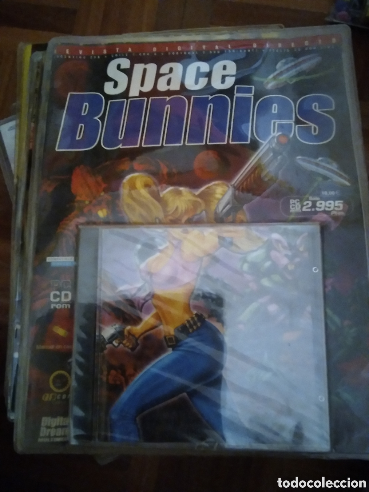 Videojuegos y consolas: Space bunnirs juego para pc contiene cd - Foto 1