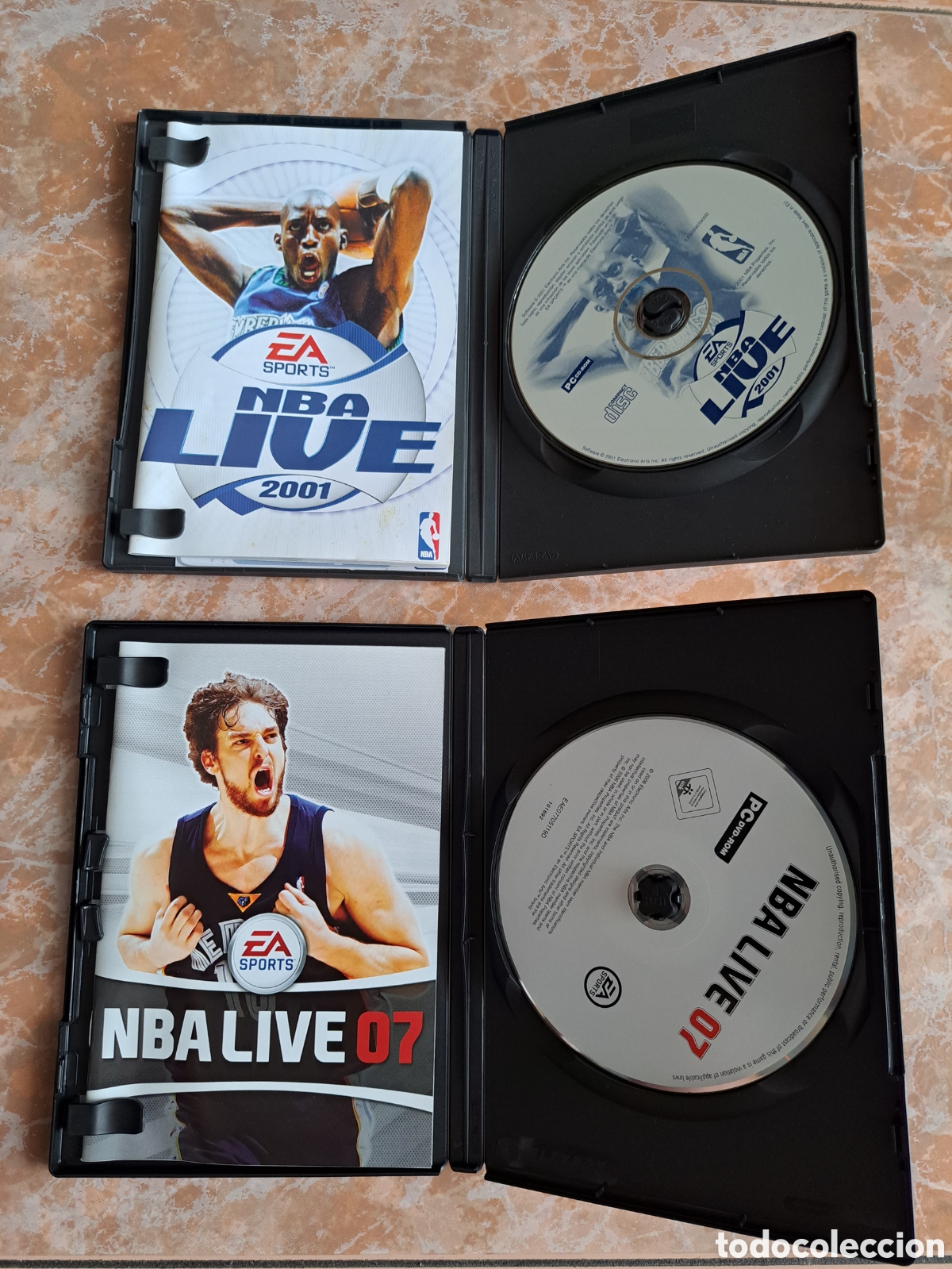 Videojuegos y consolas: LOTE 2 JUEGOS PC: NBA LIVE 2001 & 2007 - Foto 3