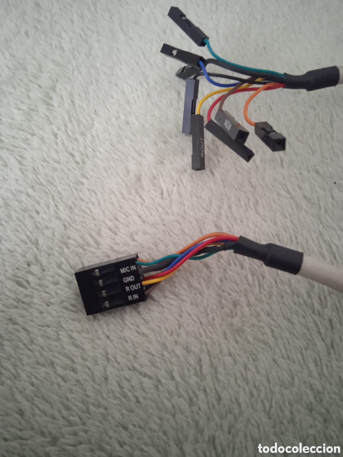 Videojuegos y consolas: Cable de audio 8 pines - Foto 2