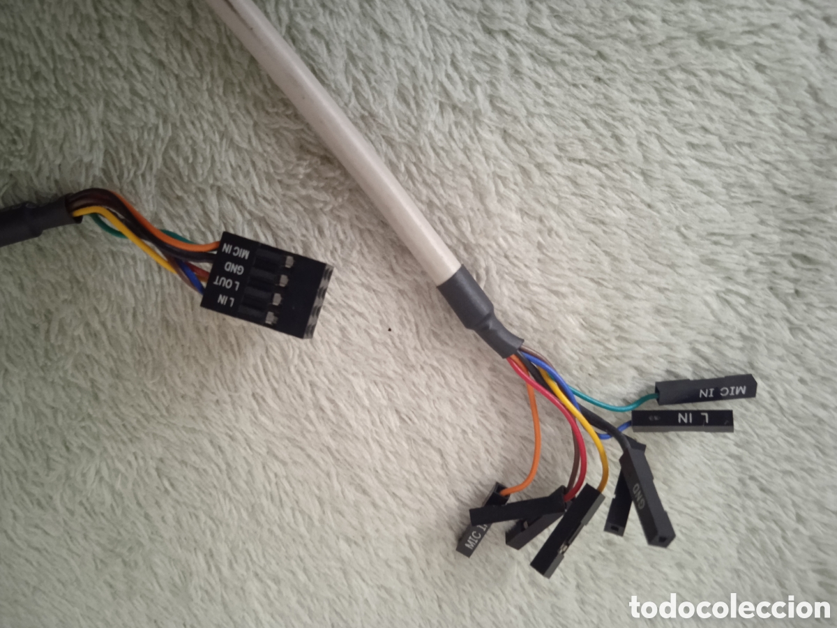 Videojuegos y consolas: Cable de audio 8 pines - Foto 1