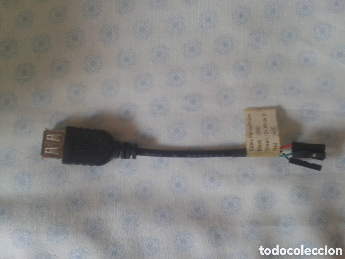 Videojuegos y consolas: Casi cualquier adaptador o cable USB - Foto 2