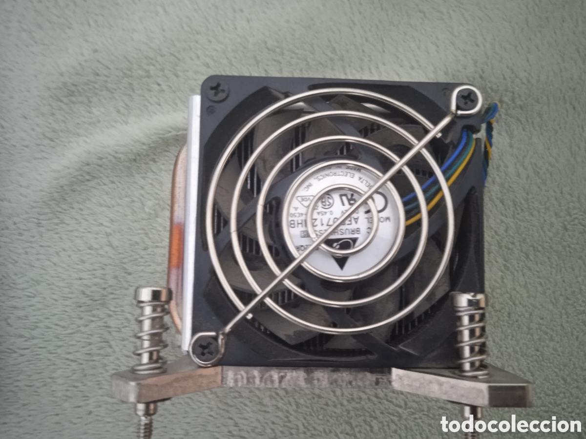 Videojuegos y consolas: Disipador + Ventilador FOXCONN Socket 775 - Foto 3