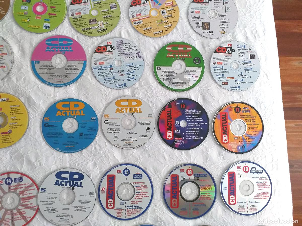 Videojuegos y consolas: Lote CDs Revista PC Actual - Foto 4