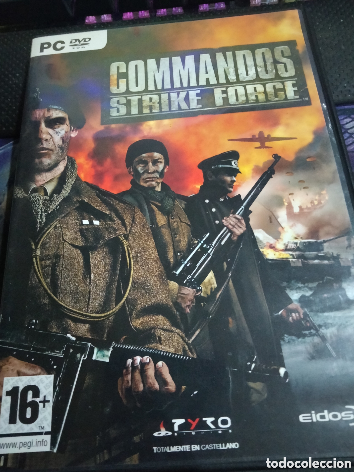 Videojuegos y consolas: Commandos strike force Pc - Foto 1