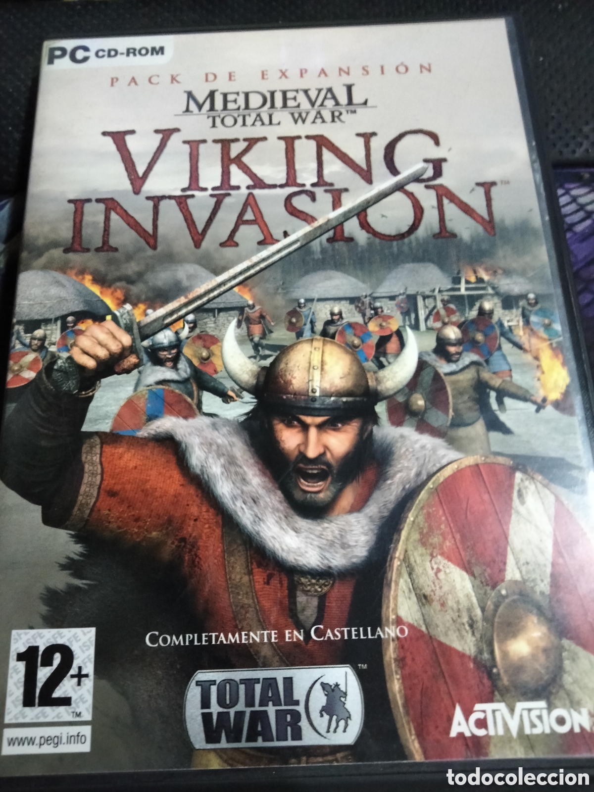 Videojuegos y consolas: Medieval total war viking invasi&oacute;n Pc - Foto 1