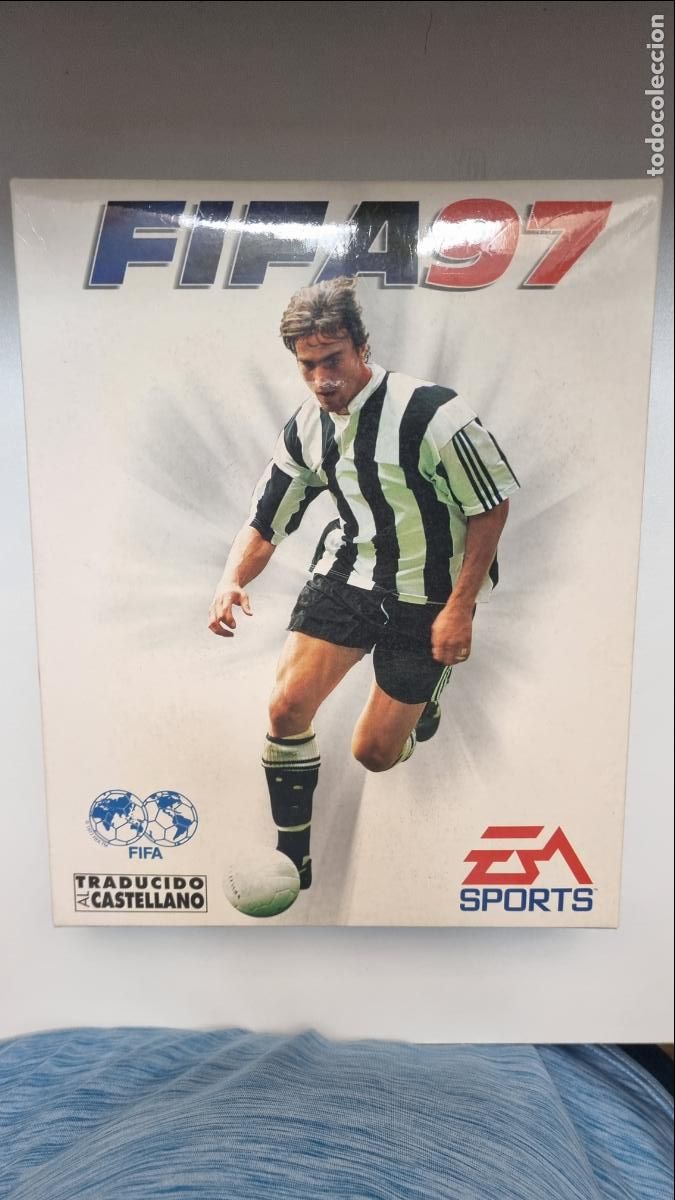 Videojuegos y consolas: Fifa 97, PC, EA Sports, 1996 - Foto 1
