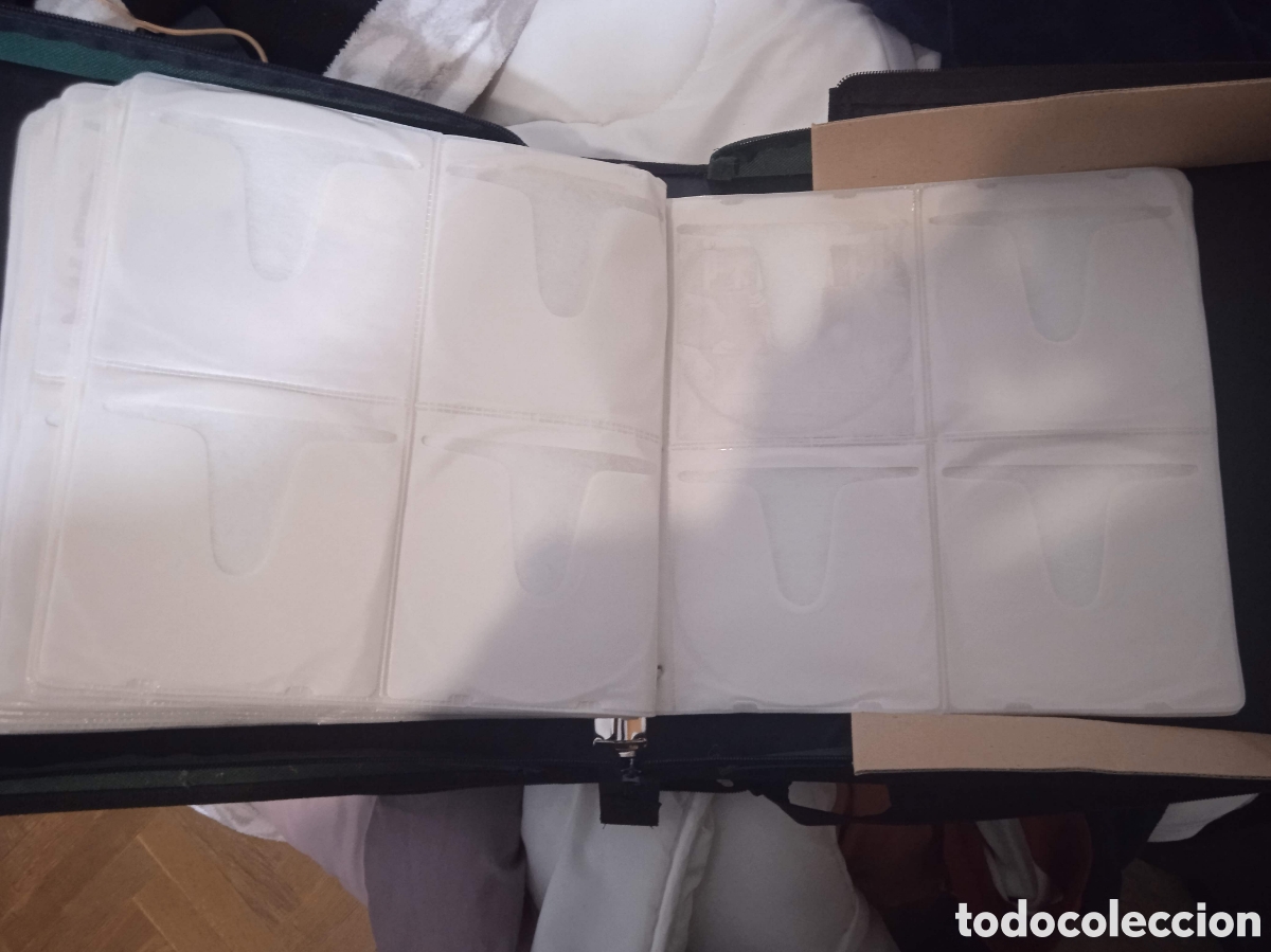 Videojuegos y consolas: Malet&iacute;n para 320 CDs (Precio negociable) - Foto 3