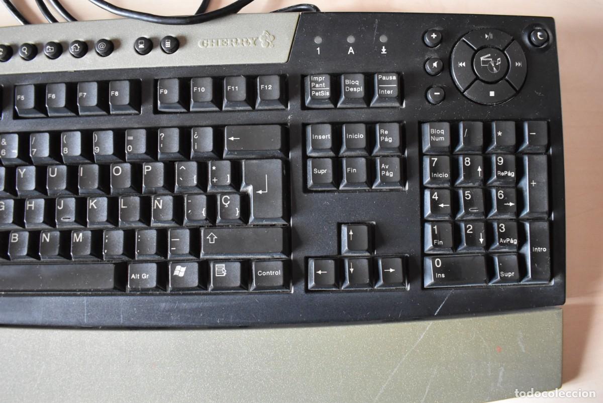 Videojuegos y consolas: Teclado PS2. Maxdata. Cherry. Antiguo teclado PC - Foto 3