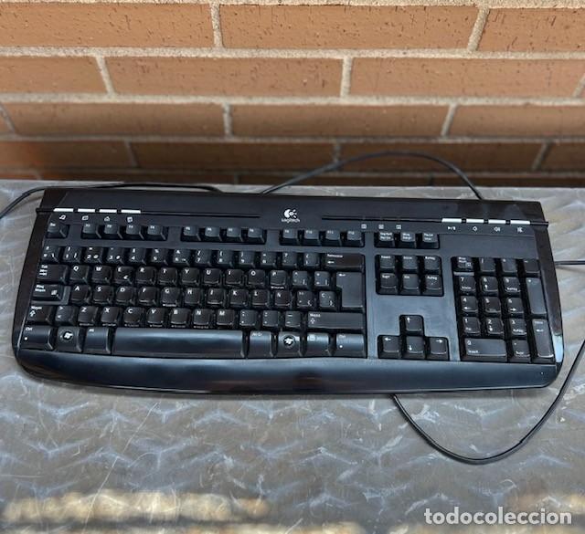 Videojuegos y consolas: Teclado ordenador de sobre mesa con cable - Foto 1
