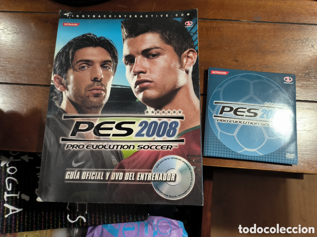 Videojuegos y consolas: GUIA PRO EVOLUTION SOCCER 2008 Y DVD ENTRENADOR - Foto 1