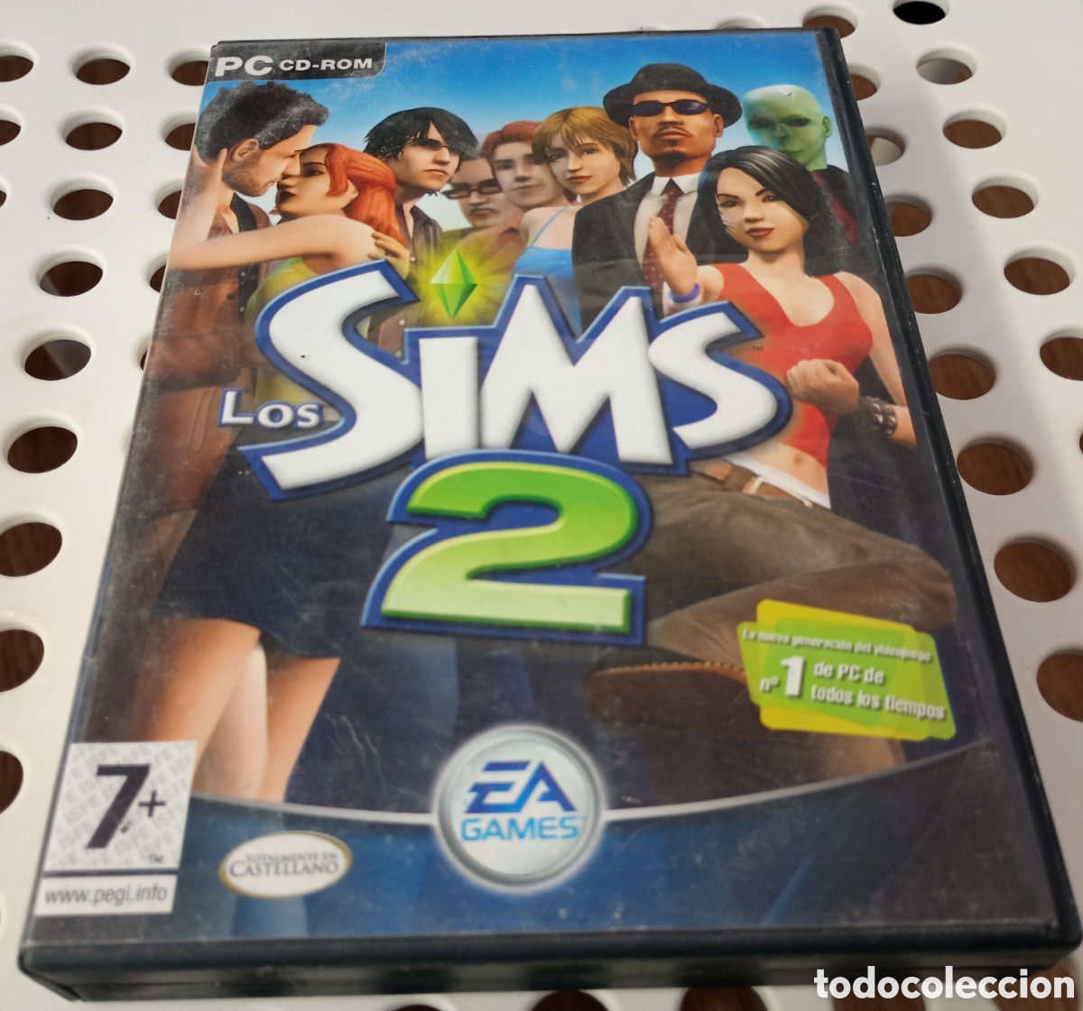 Videojuegos y consolas: Los Sims 2 PC CD ROM 4 discos - Foto 1