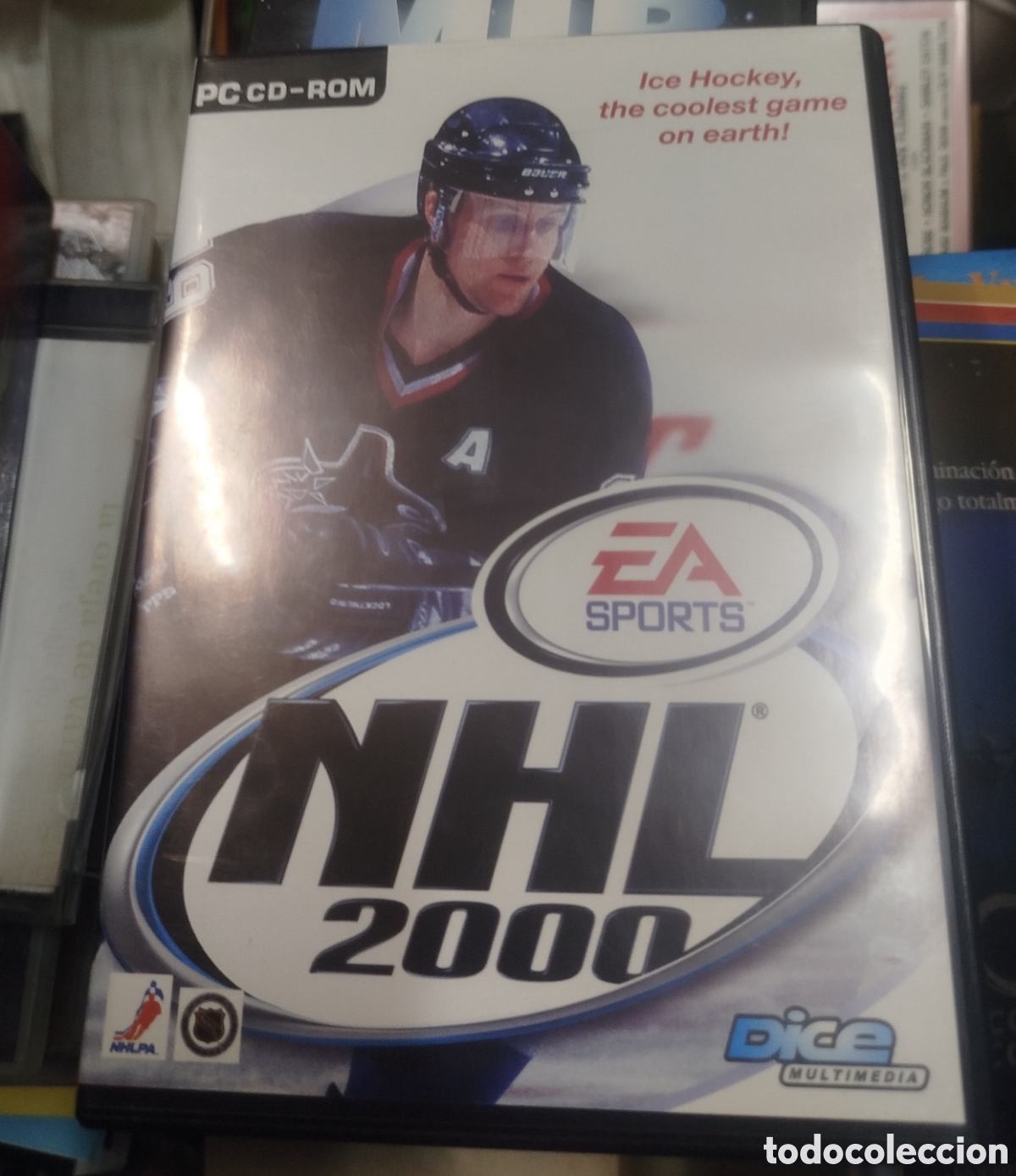 Videojuegos y consolas: NHL 2000. EA sport. PC - Foto 1