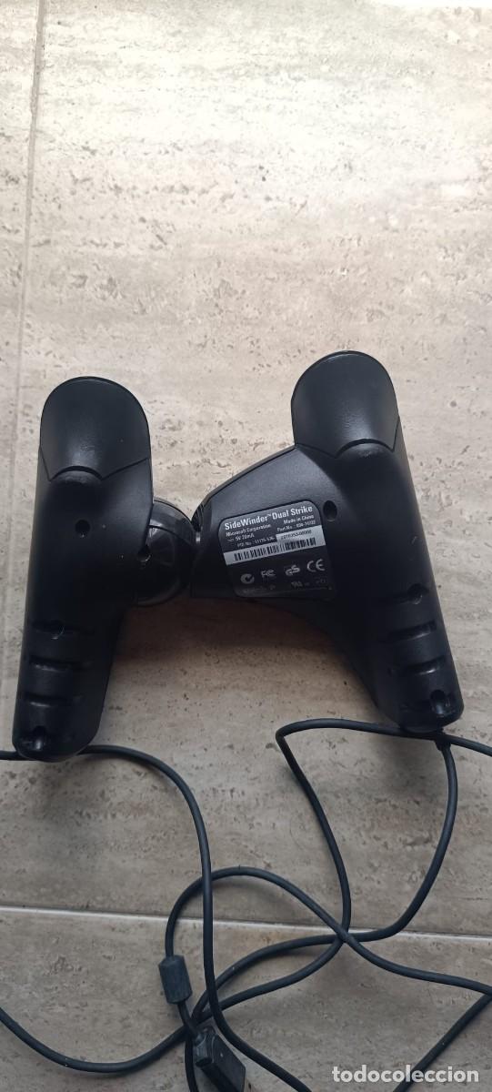 Videojuegos y consolas: Mando Microsoft Sidewinder Dual Strike PC - Foto 2