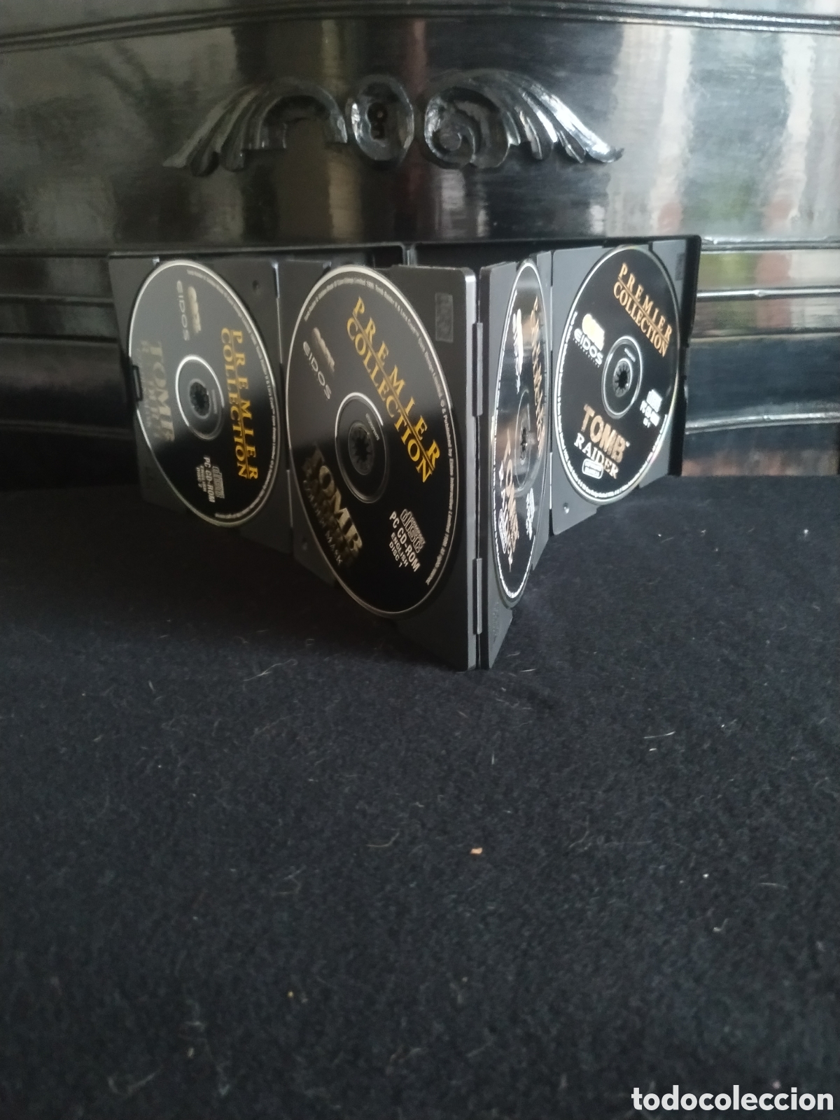 Videojuegos y consolas: Estuche r&iacute;gido con 6 cd Tomb Raider - Foto 3
