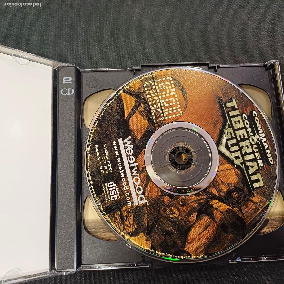 Videojuegos y consolas: COMMAND & CONQUER/TIBERIAN SUN/PC 2 DISCOS. - Foto 2