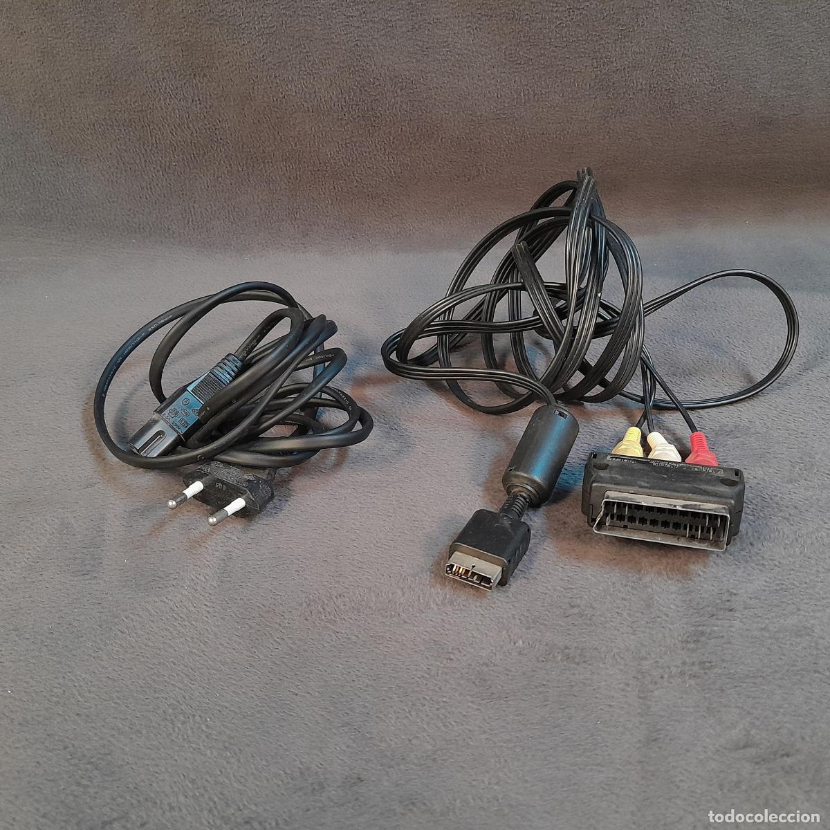 Videojuegos y consolas: LOTE DE CABLES PLAYSTATION Y ALIMENTACI&Oacute;N. SONY. 2000 - Foto 1