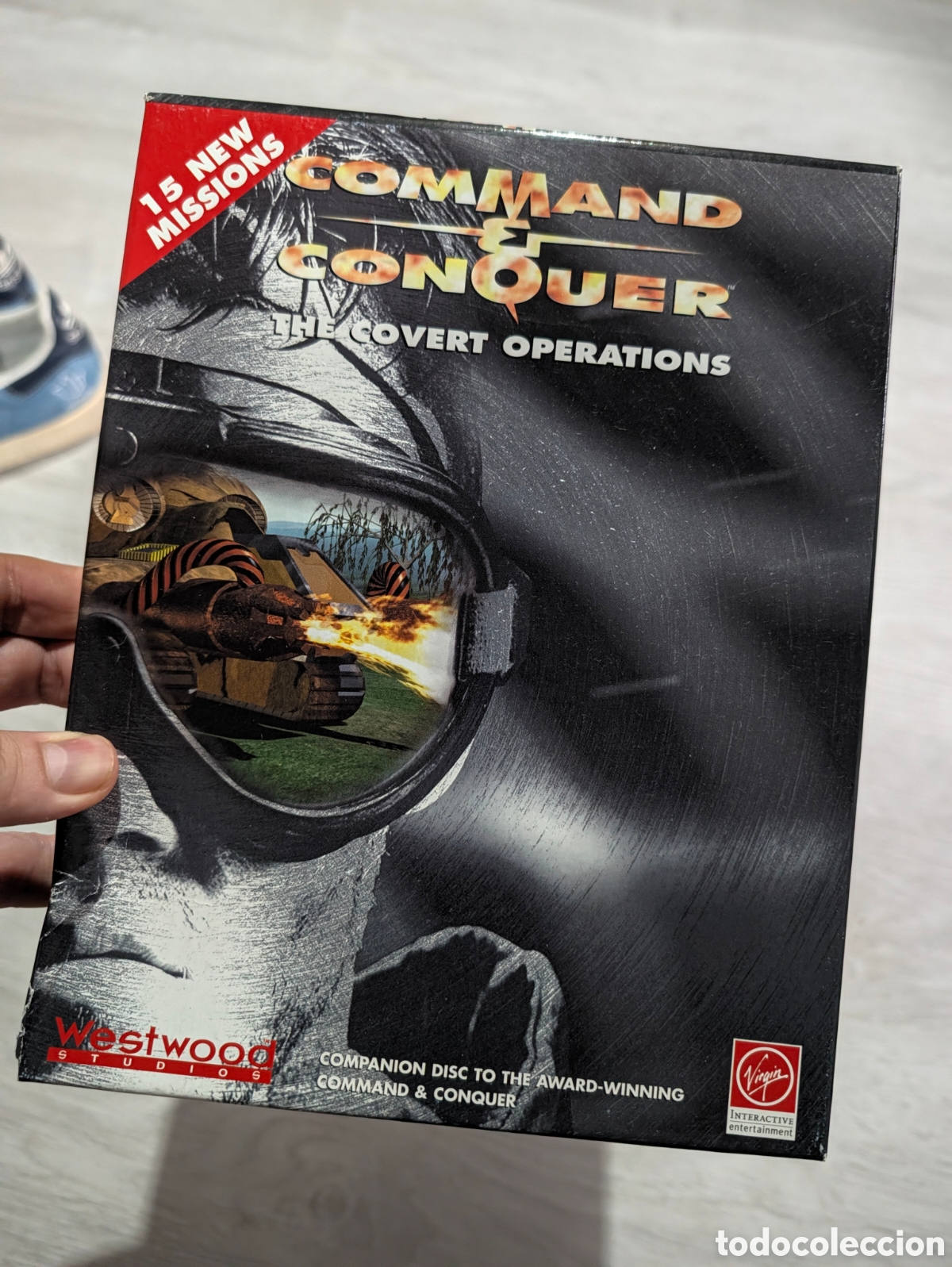 Videojuegos y consolas: Lote 2 juegos antiguos pc Command and conquer originales - Foto 9