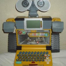 Videojuegos y Consolas: WALL-E GAME BOY,FUNCIONANDO Y CON SISTEMA DE VOZ. Lote 23723001