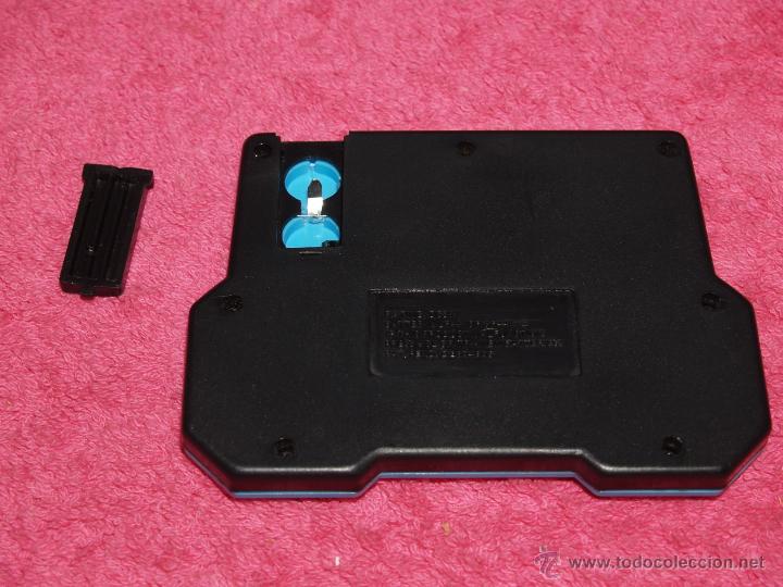 Videojuegos y consolas: ELECTRONIC GAME & WATCH TRONICA ALIEN FIGHTING HANDHELD GAME - Foto 2