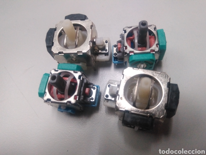 Videojuegos y consolas: Joystick de, PS2, XBOX 360, y PS3, PS4, XBOX ONE - Foto 5
