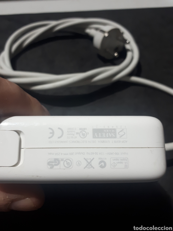 Videojuegos y consolas: Cargador apple original funcionando - Foto 3