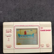 Videojuegos y Consolas: CAKE SHOP BANDAI ELECTRÓNICA TIPO GAME WATCH, FUNCIONA. Lote 363978586