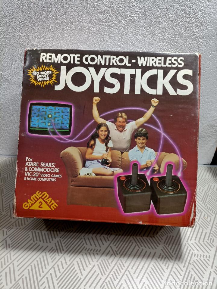 Videojuegos y consolas: Antiguos joysticks inal&aacute;mbricos para consola Atari y comodore - Foto 5