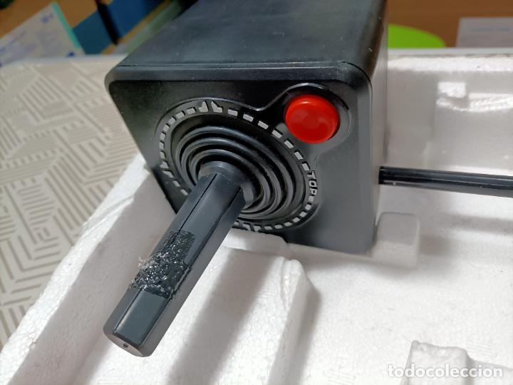 Videojuegos y consolas: Antiguos joysticks inal&aacute;mbricos para consola Atari y comodore - Foto 8