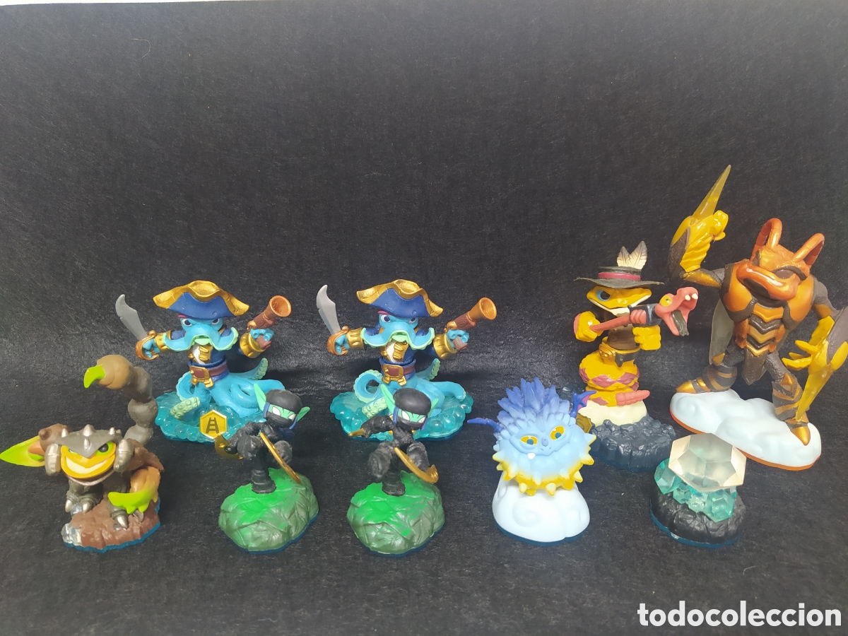 Videojuegos y consolas: LOTE SKYLANDERS 45 piezas - Foto 7