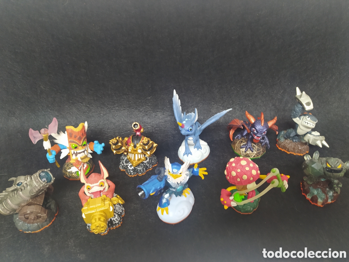 Videojuegos y consolas: LOTE SKYLANDERS 45 piezas - Foto 9