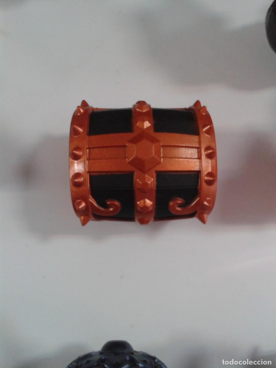 Videojuegos y consolas: SKYLANDERS IMAGINATORS Cofres. - Foto 1