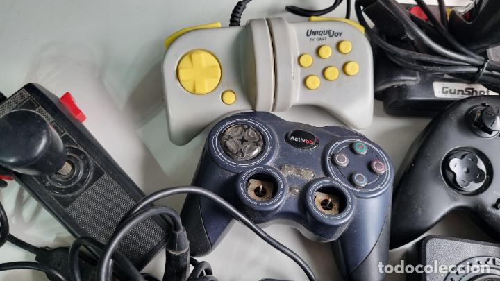 Videojuegos y consolas: 11 CONTROLADORES (JOYSTICK, MANDOS, GAMEPAD, MEGA DRIVE, MASTER SYSTEM, PC (A REPARAR) - Foto 6