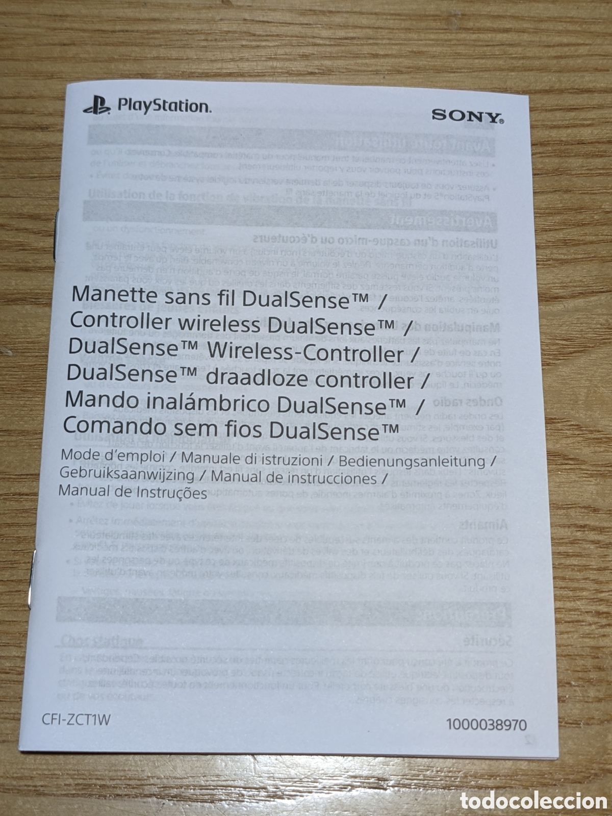 Videojuegos y consolas: Manuales y gu&iacute;as PS5 - Foto 3