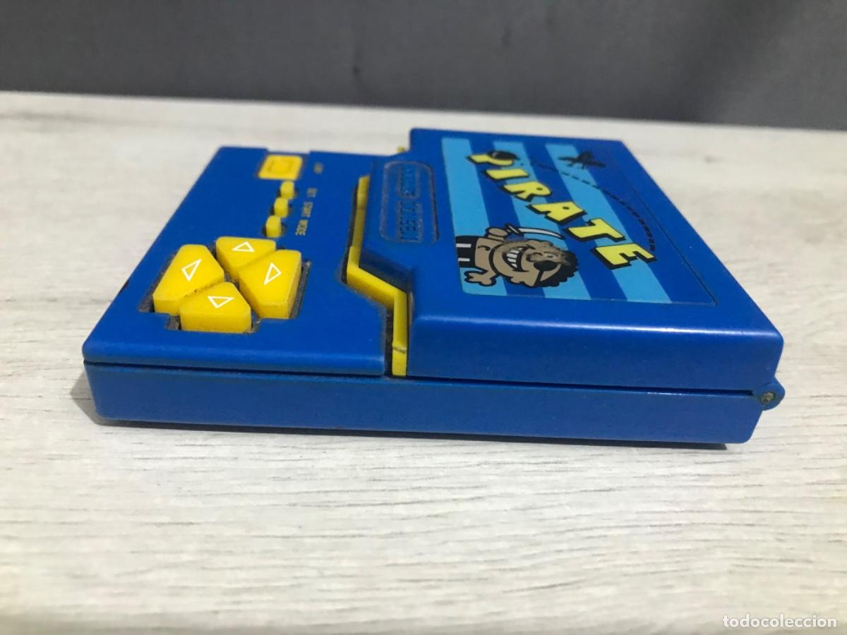 Videojuegos y consolas: Maquinita P&iacute;rate double screen - Foto 18
