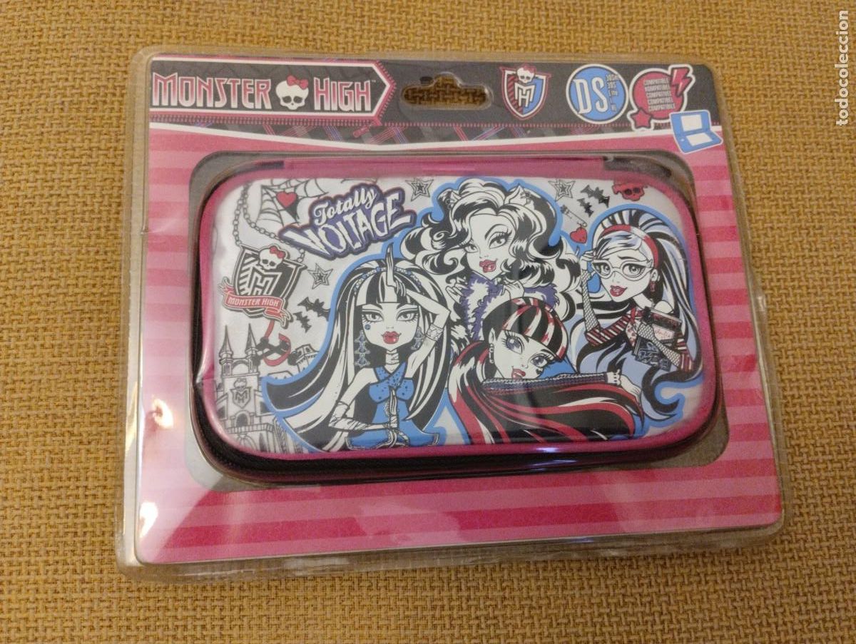 Videojuegos y consolas: Bolsa para Consola Monster High - Foto 1