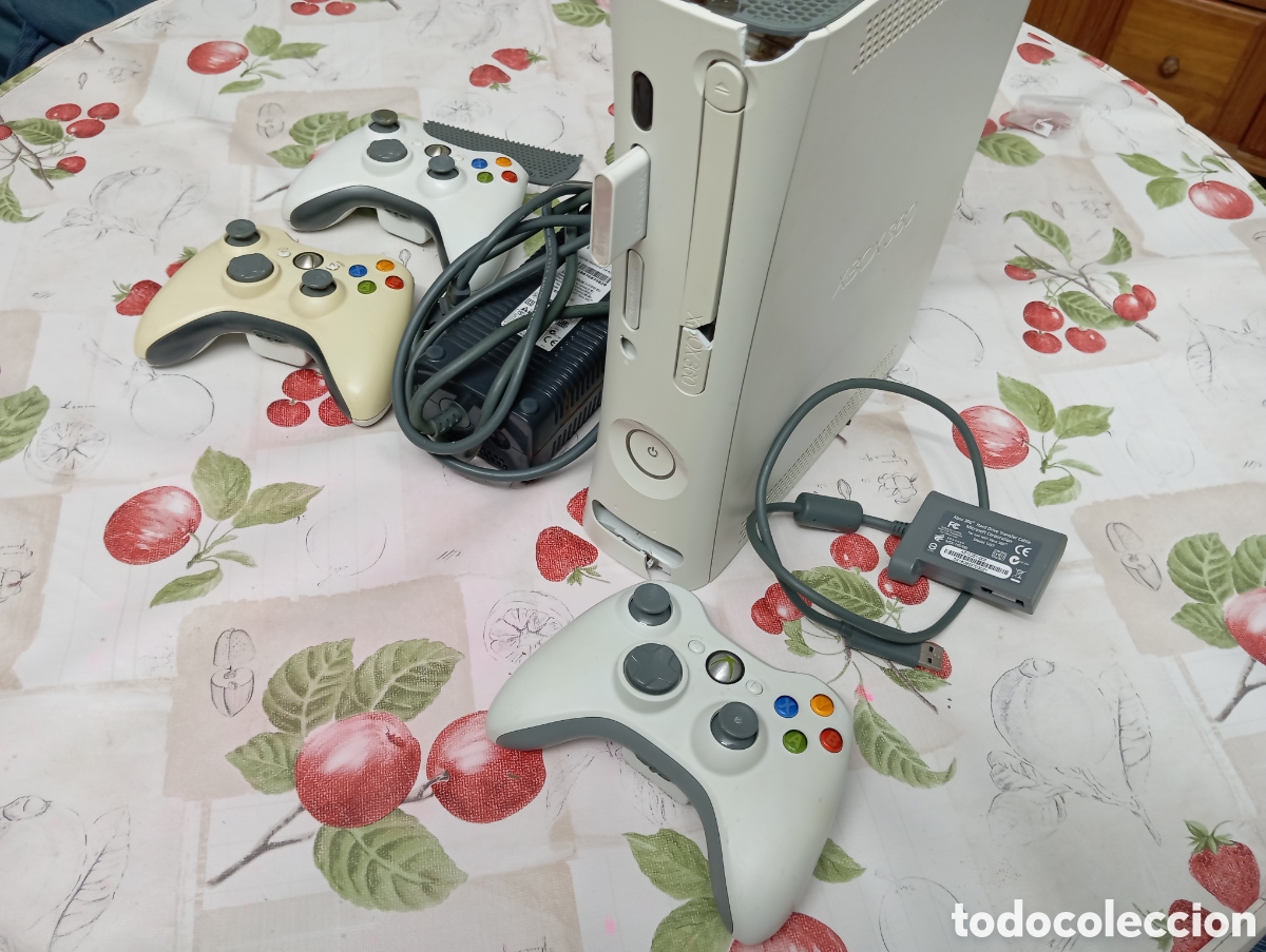 Videojuegos y consolas: Xbox 360 de 120 GB HDD - Foto 1