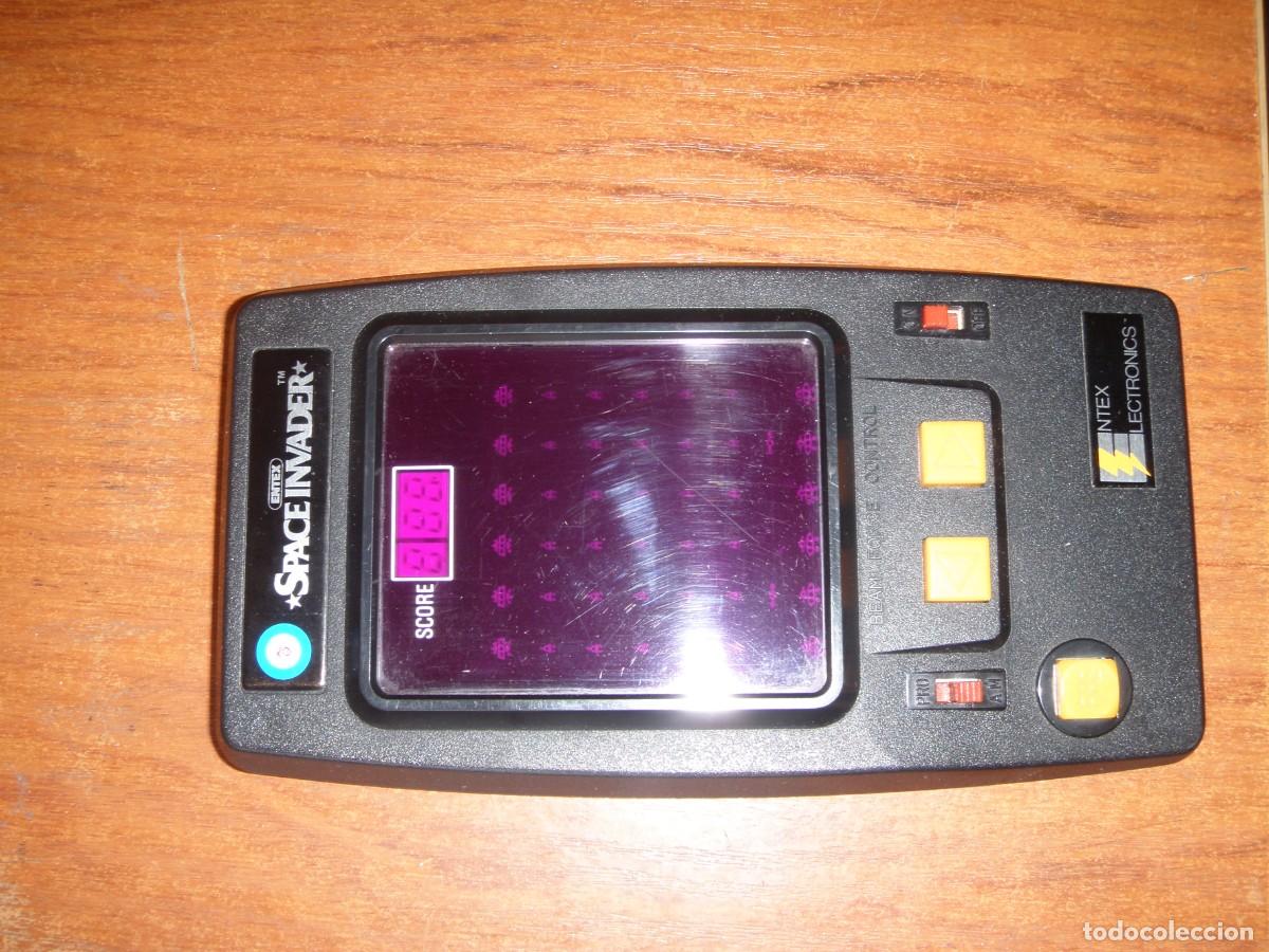 Videojuegos y consolas: CONSOLA VINTAGE SPACE INVADER INTEL ELECTRONICS FUNCIONANDO - Foto 2