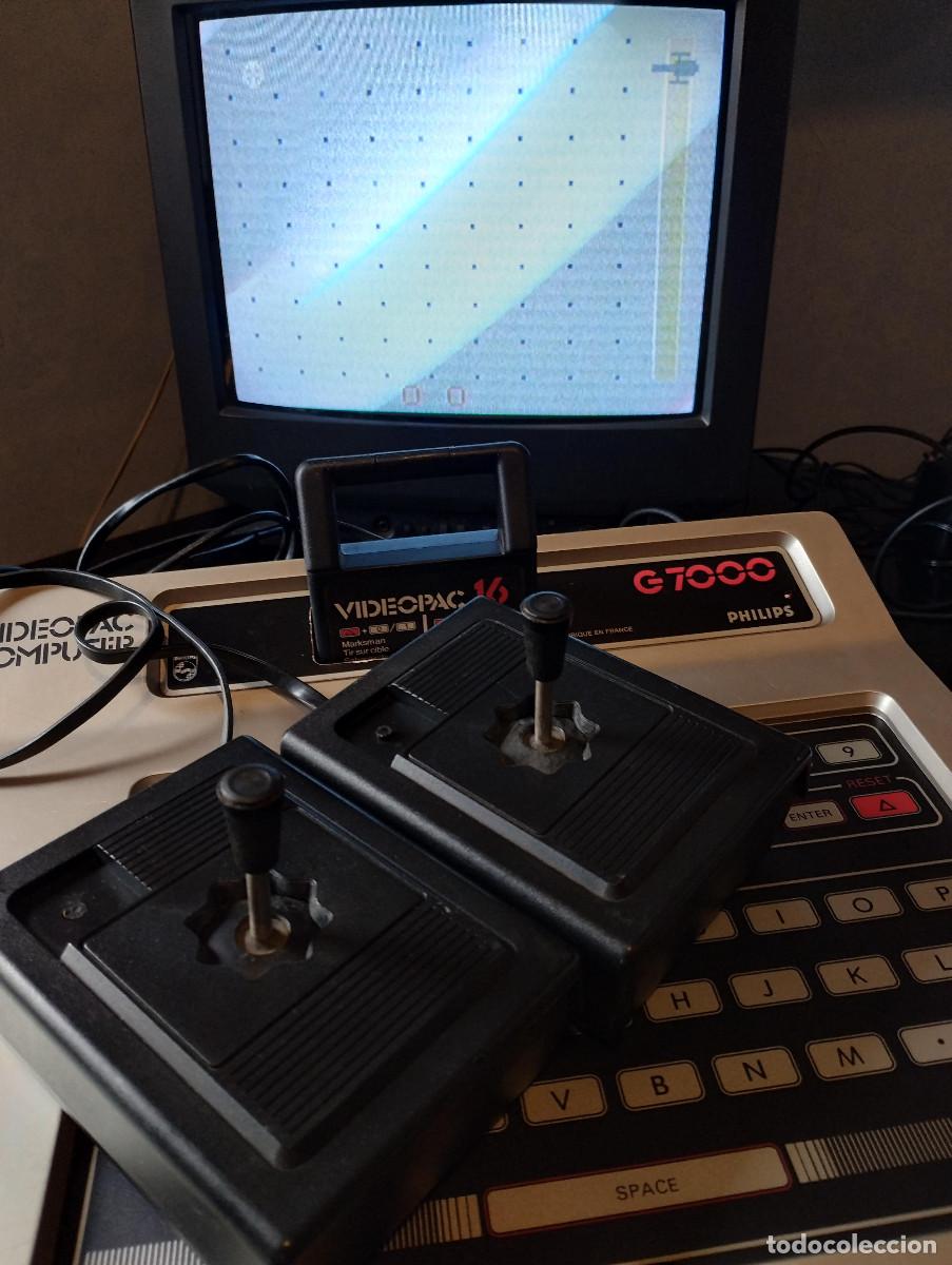 Videojuegos y consolas: Consola Philips Videopac Computer G-7000 con mandos y juego. Funciona - Foto 3