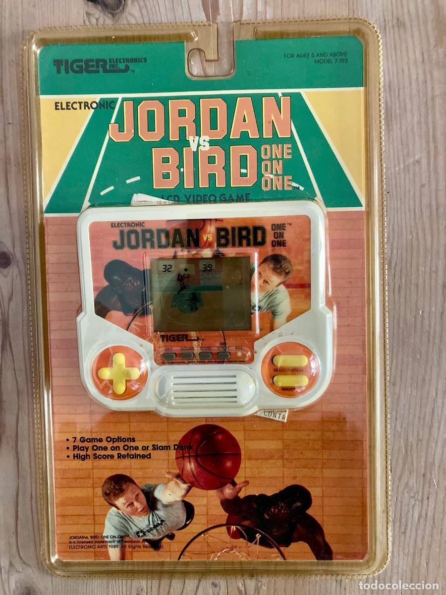 Videojuegos y consolas: Game & watch Michael Jordan vs Larry Bird - Foto 1