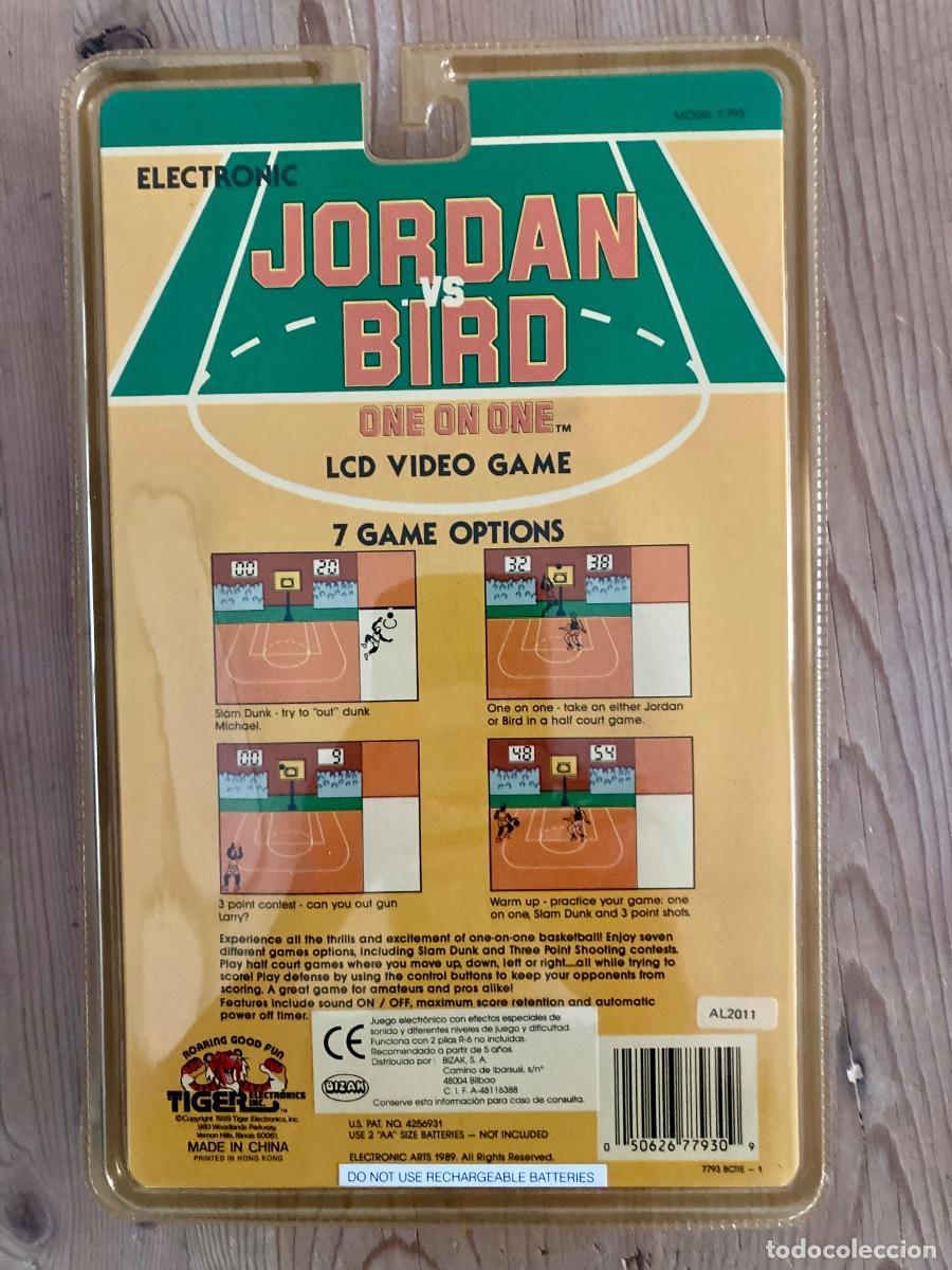 Videojuegos y consolas: Game & watch Michael Jordan vs Larry Bird - Foto 2