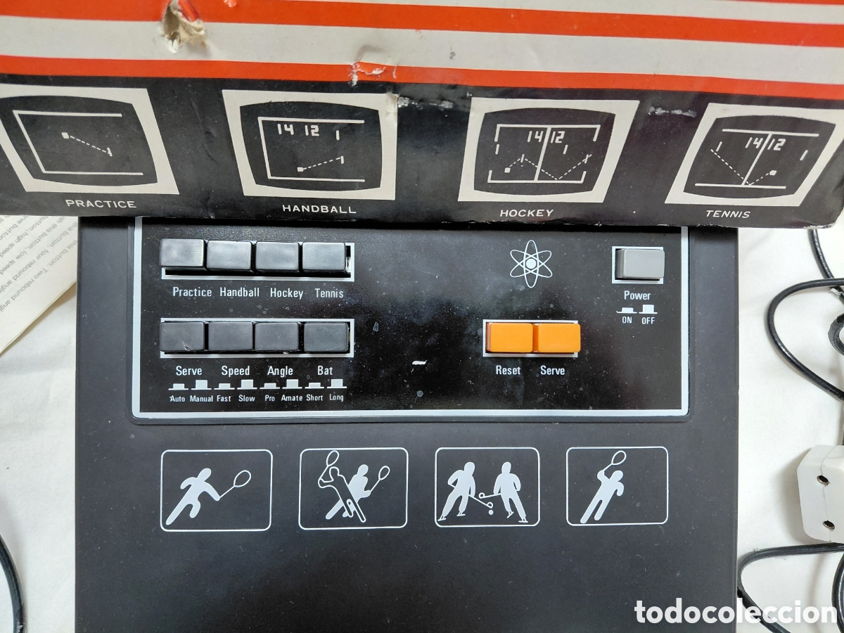 Videojuegos y consolas: Consola Santron tg 101. A&ntilde;o1977. Video Games. Incluye caja, mandos, manual instrucciones y cableado.